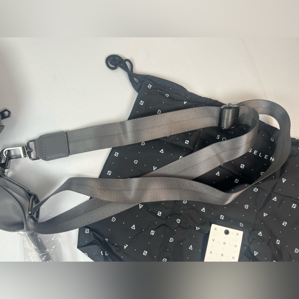 Sol and Selene Integrity Pocket Tote Gray NWT - Picture 10 of 10